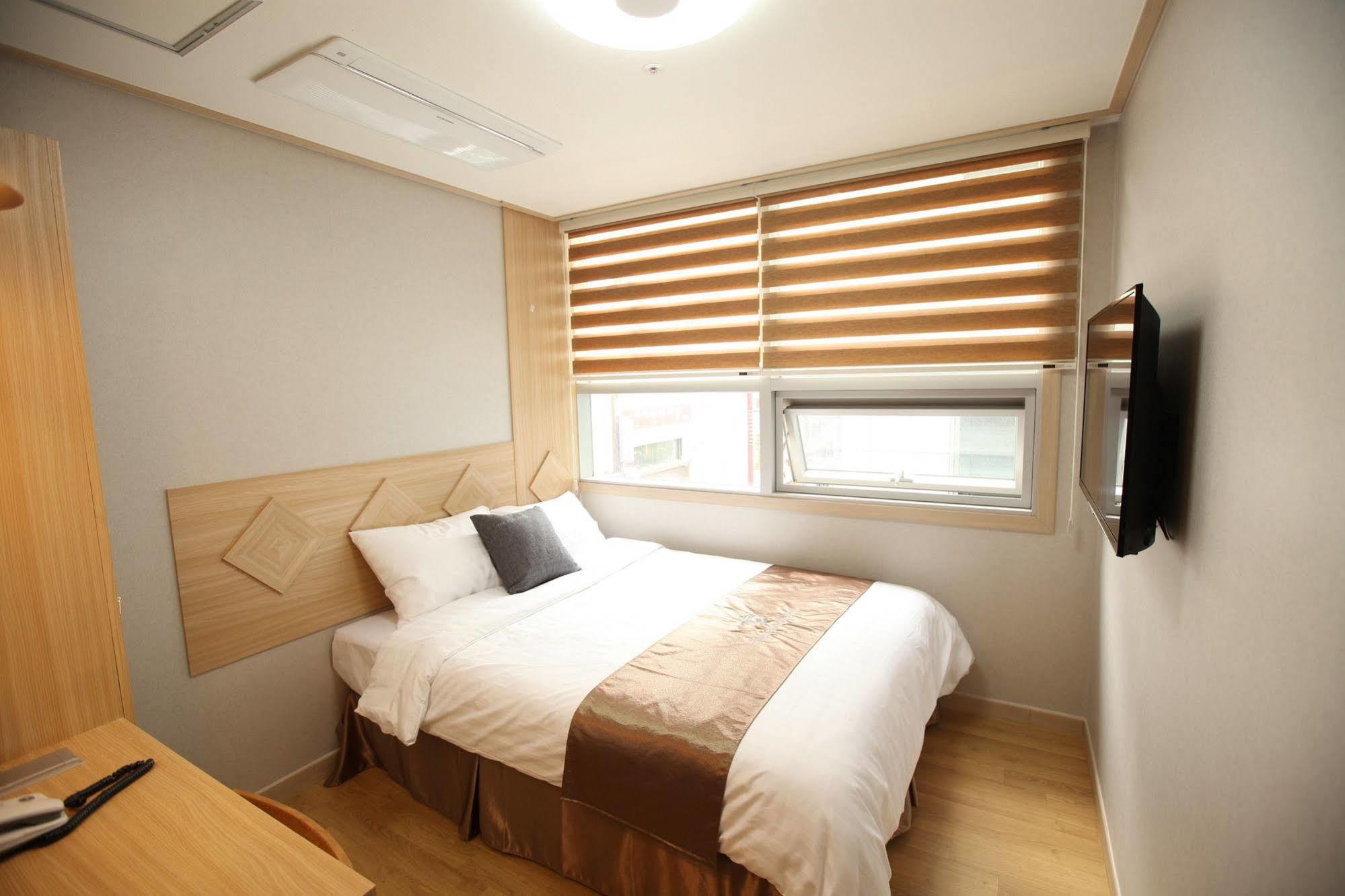 The Stay Hotel Myeongdong Seoel Buitenkant foto